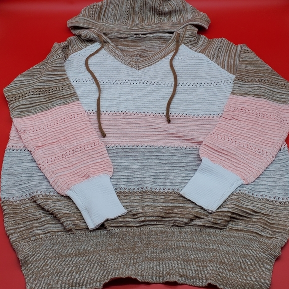 ⭐Fun Striped Perforated Hoodie - Picture 5 of 11